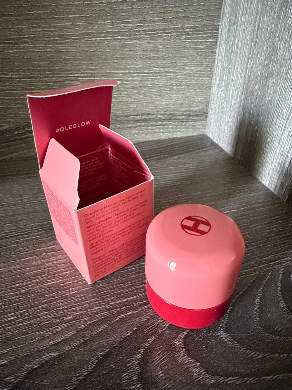 Ole Henriksen brand new